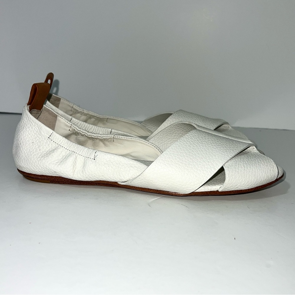 Mercedes Castillo Amaia‎ White Pebbled Leather
Open Toe Flats Size 8.5